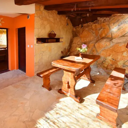 Holiday Luana.1 Lanisce
